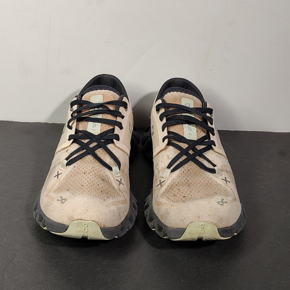On Cloud X Women Size 8 Beige Black Mesh Lightweight Running Training Shoes - Picture 2 of 16